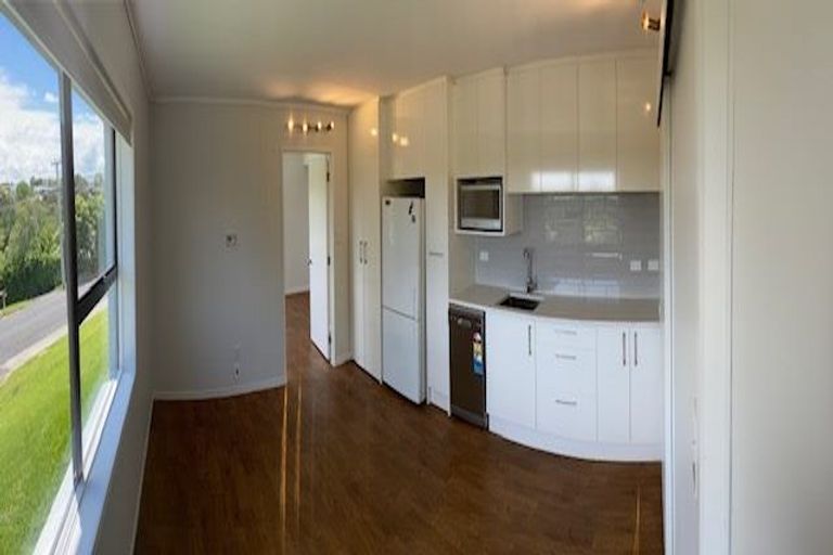 Photo of property in 8 Coroglen Avenue, Birkenhead, Auckland, 0626