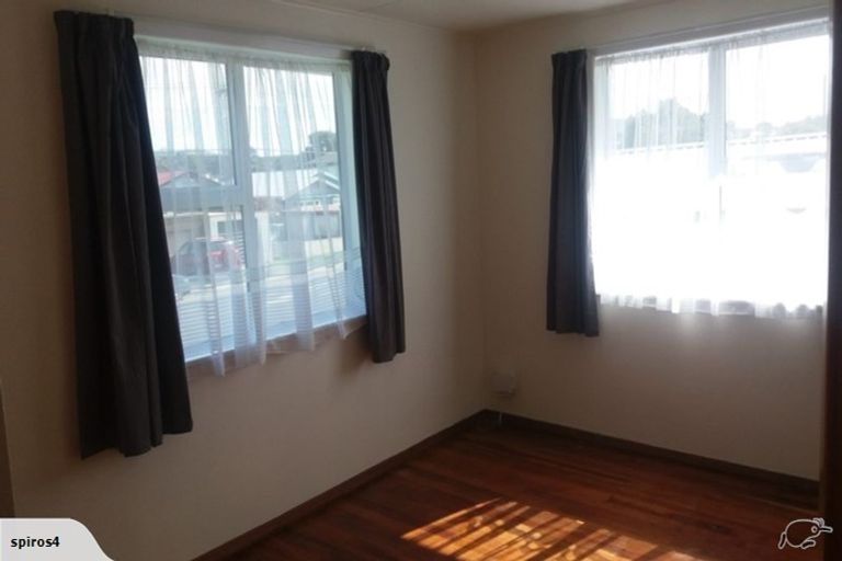 Photo of property in 2/72b Ira Street, Miramar, Wellington, 6022