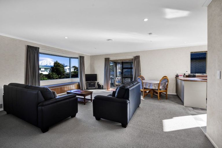 Photo of property in 134 Regan Street, Stratford, 4332