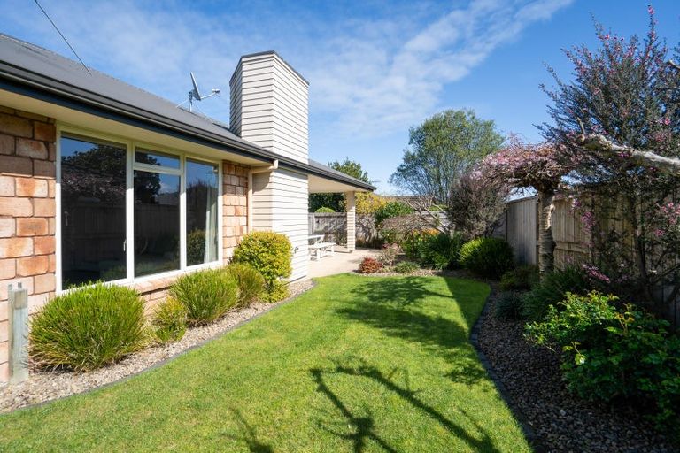 Photo of property in 7 Norfolk Drive, Cambridge, 3434