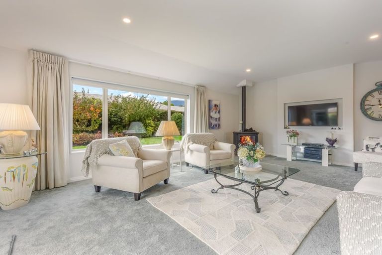 Photo of property in 5 Pastures Close, Richmond, 7020