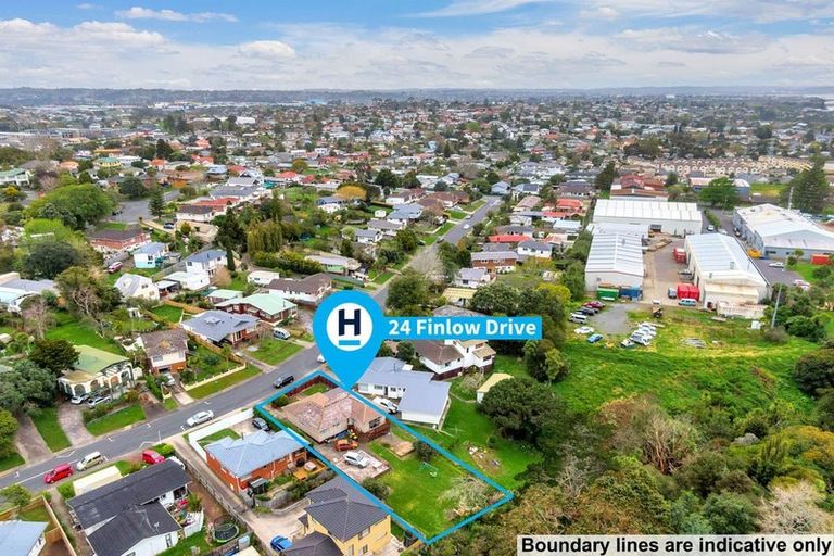 Photo of property in 24 Finlow Drive, Te Atatu South, Auckland, 0610
