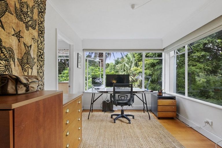 Photo of property in 773 South Titirangi Road, Titirangi, Auckland, 0604