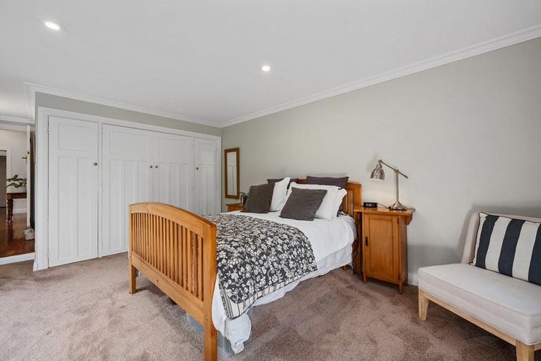 Photo of property in 15 Duders Avenue, Devonport, Auckland, 0624