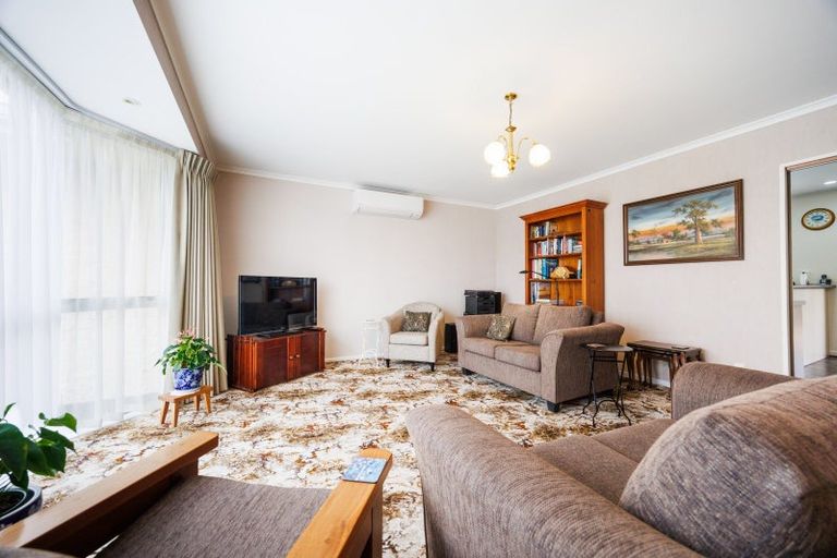 Photo of property in 28 Kennedy Avenue, Feilding, 4702