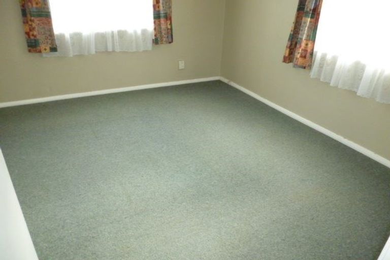 Photo of property in 90 Kowhai Street, Naenae, Lower Hutt, 5011