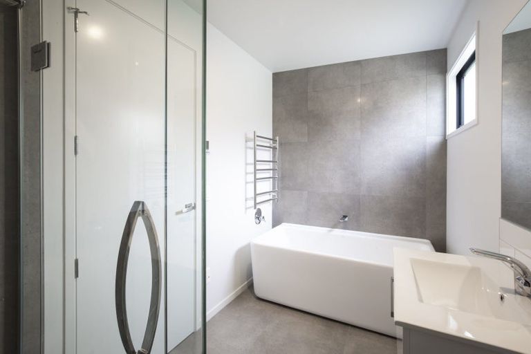 Photo of property in 9 Mcadam Drive, Jacks Point, Queenstown, 9371