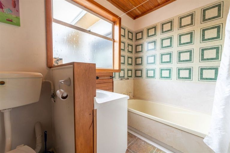 Photo of property in 17 Rolleston Street, Watlington, Timaru, 7910