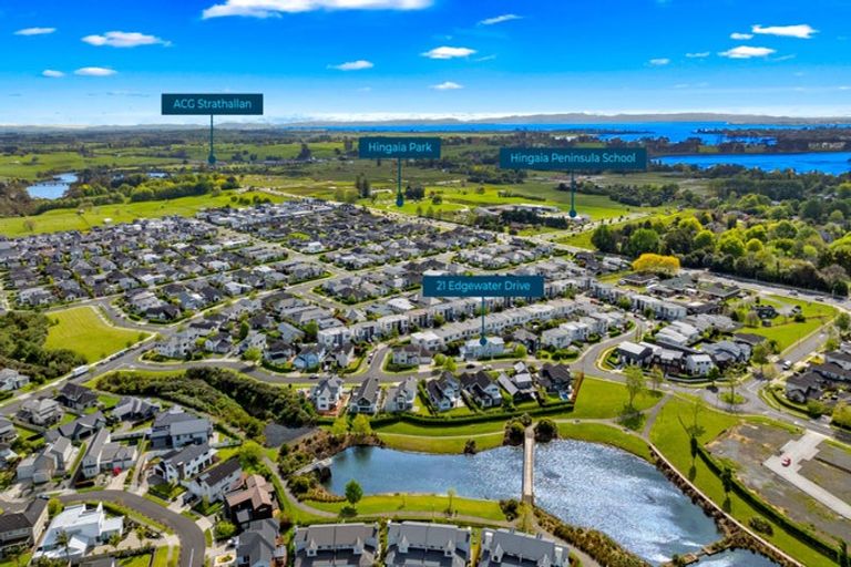 Photo of property in 21 Edgewater Drive, Karaka, Papakura, 2113