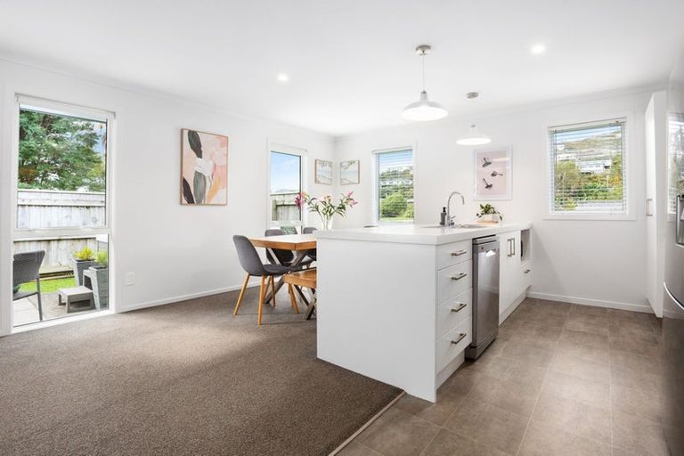 Photo of property in 1 Banks Boulevard, Whitby, Porirua, 5024