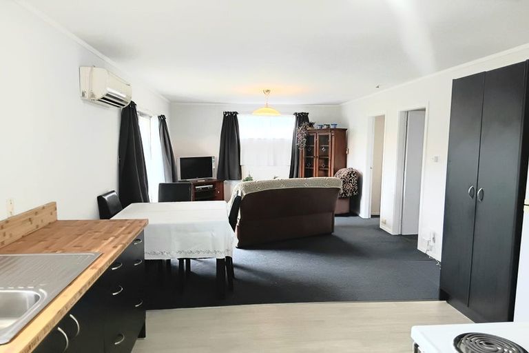 Photo of property in 15b Brougham Street, Westport, 7825