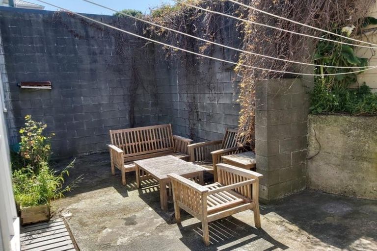 Photo of property in 121 Constable Street, Newtown, Wellington, 6021