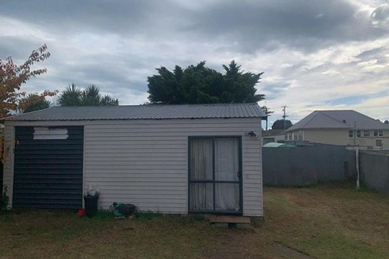 Photo of property in 33 Matipo Street, Castlecliff, Whanganui, 4501