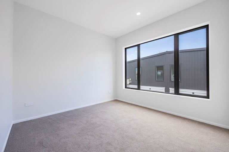 Photo of property in 649d Te Atatu Road, Te Atatu Peninsula, Auckland, 0610