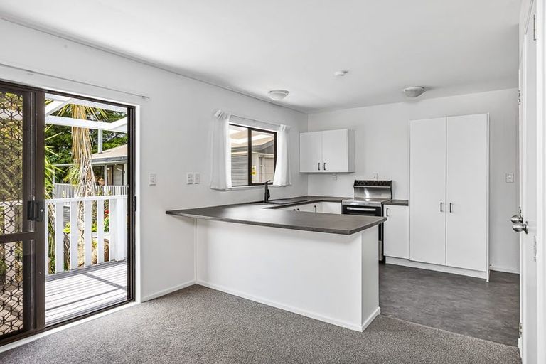 Photo of property in 2/63 Rodney Street, Wellsford, 0900