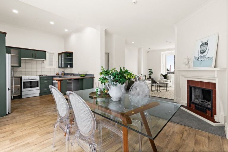 Photo of property in 201 Marine Parade, Napier South, Napier, 4110