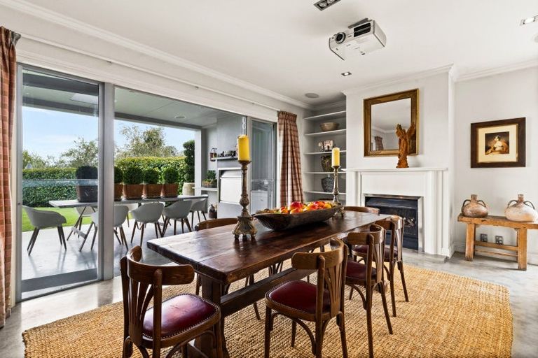 Photo of property in 137 Blackbarn Road, Havelock North, 4294