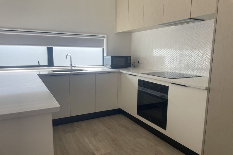 Photo of property in 14b Andrew Road, Howick, Auckland, 2010