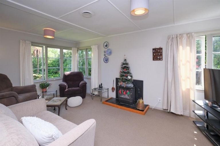 Photo of property in 9 Falstaff Street, Stratford, 4332