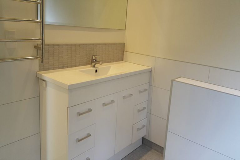 Photo of property in 9/14 Harriett Street, Thorndon, Wellington, 6011