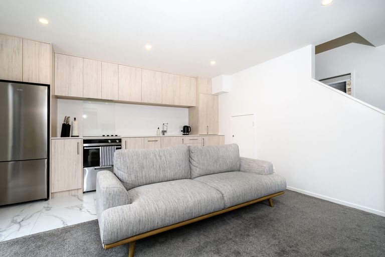 Photo of property in 10/57 Taikata Road, Te Atatu Peninsula, Auckland, 0610