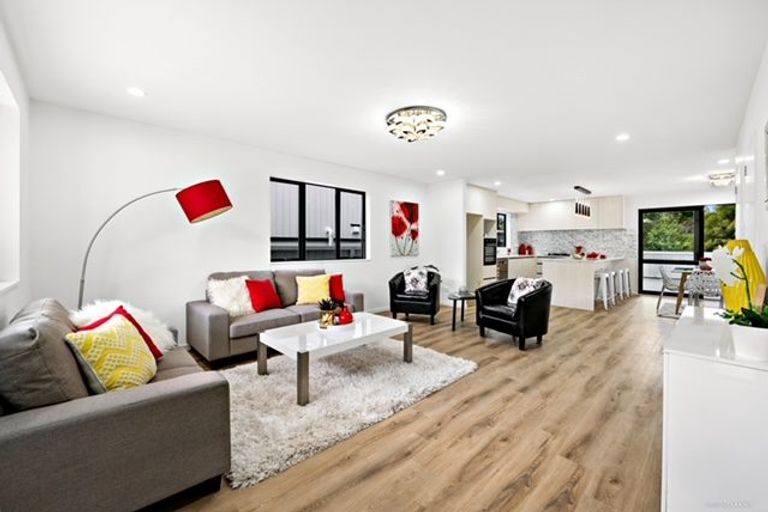 Photo of property in 7 Liban Place, Massey, Auckland, 0614