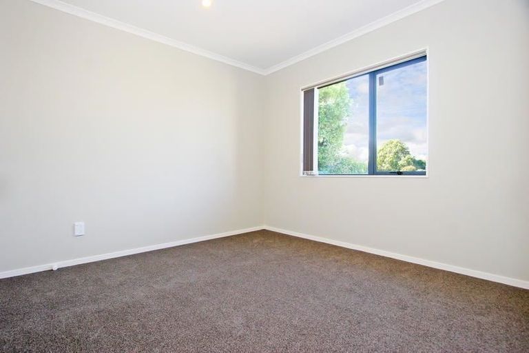 Photo of property in 10a Dreadon Avenue, Papatoetoe, Auckland, 2025