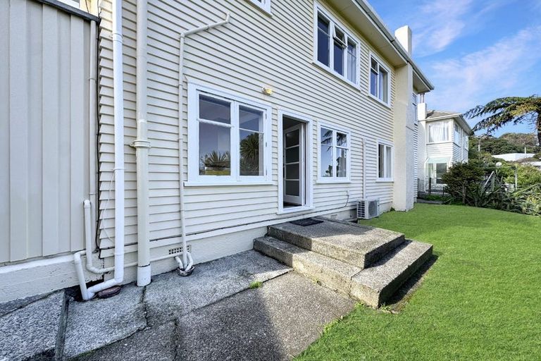 Photo of property in 67 Pembroke Road, Northland, Wellington, 6012