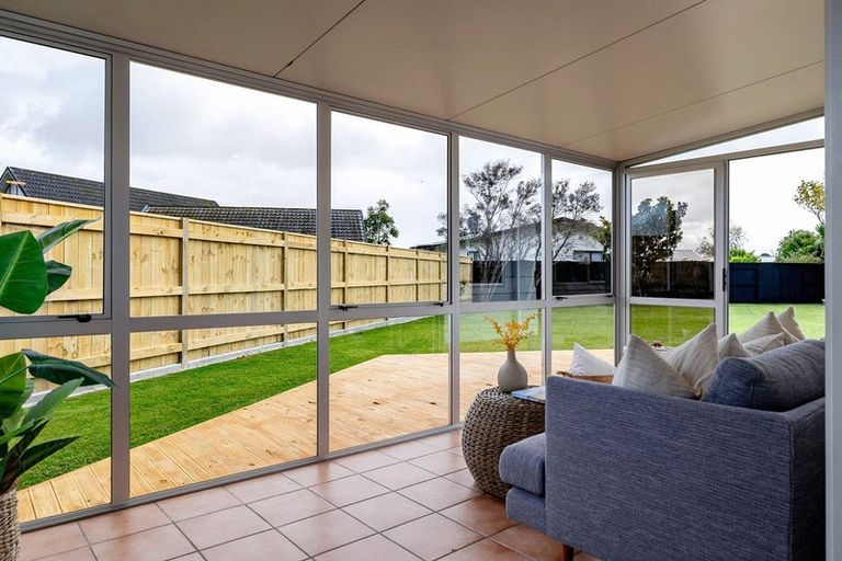Photo of property in 49 Acacia Street, Kelvin Grove, Palmerston North, 4414