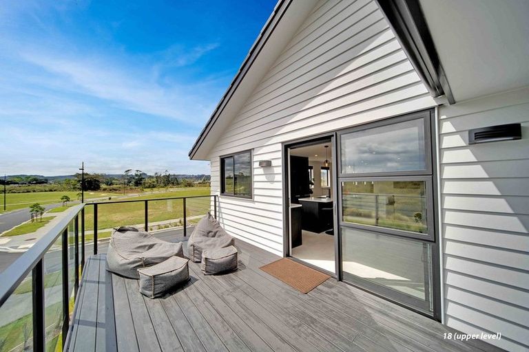 Photo of property in 18a Foreshore Lane, Karaka, Papakura, 2113