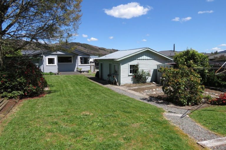 Photo of property in 4 Munson Street, Reefton, 7830