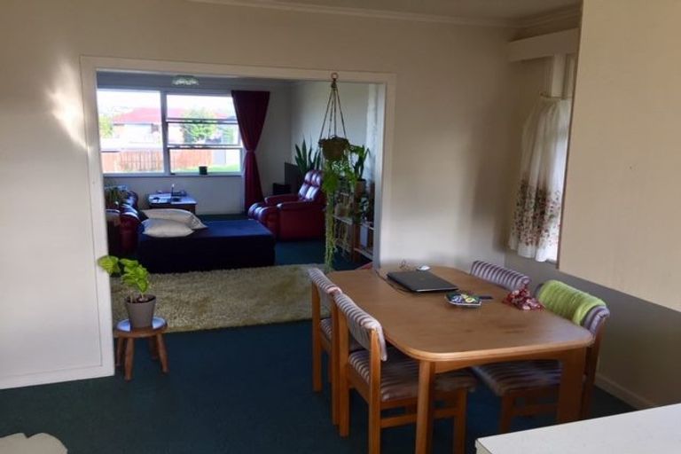 Photo of property in 79 Hillcrest Avenue, Hillcrest, Auckland, 0627