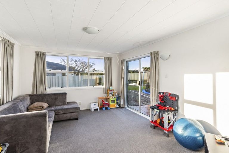 Photo of property in 61 Martin Road, Paraparaumu Beach, Paraparaumu, 5032