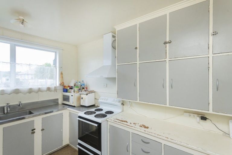 Photo of property in 11 Cambridge Terrace, Kaiti, Gisborne, 4010