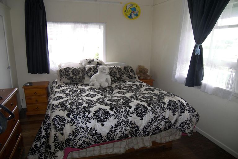 Photo of property in 31 Marne Road, Papakura, 2110
