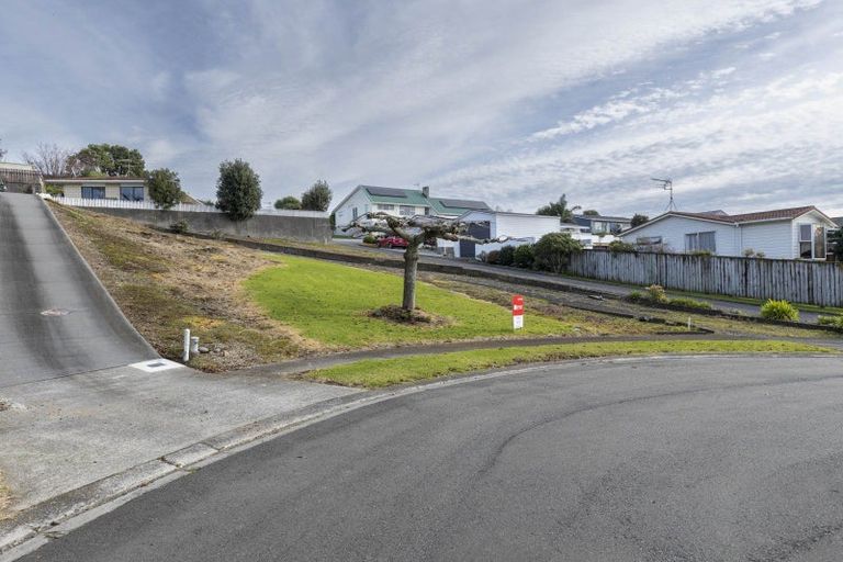 Photo of property in 13 Acacia Place, Bell Block, New Plymouth, 4312