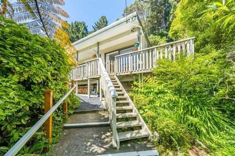 Photo of property in 14 Hine Road, Wainuiomata, Lower Hutt, 5014