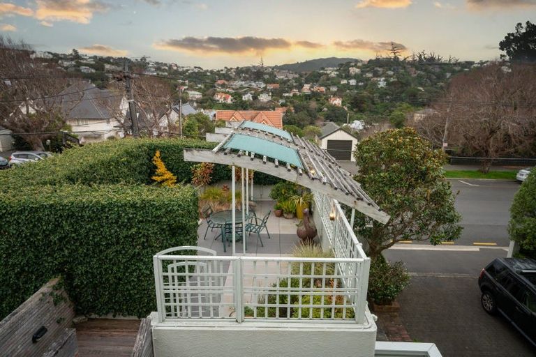 Photo of property in 15u2 Upland Road, Kelburn, Wellington, 6012