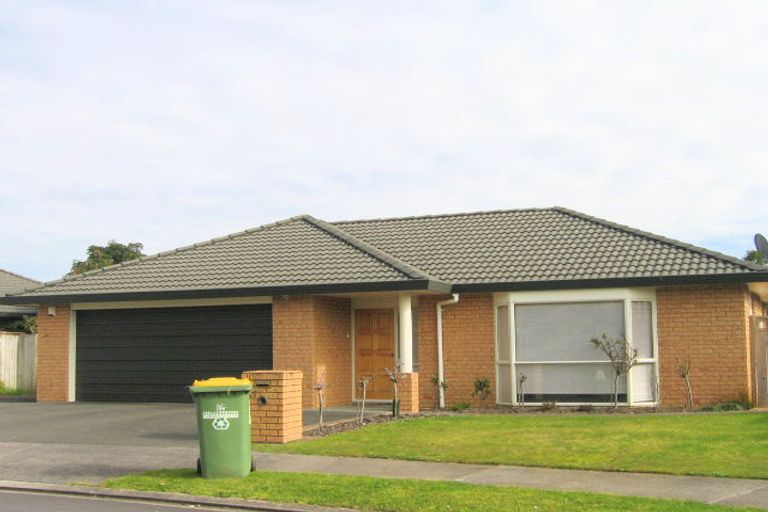 Photo of property in 21 Monivea Place, East Tamaki Heights, Auckland, 2016