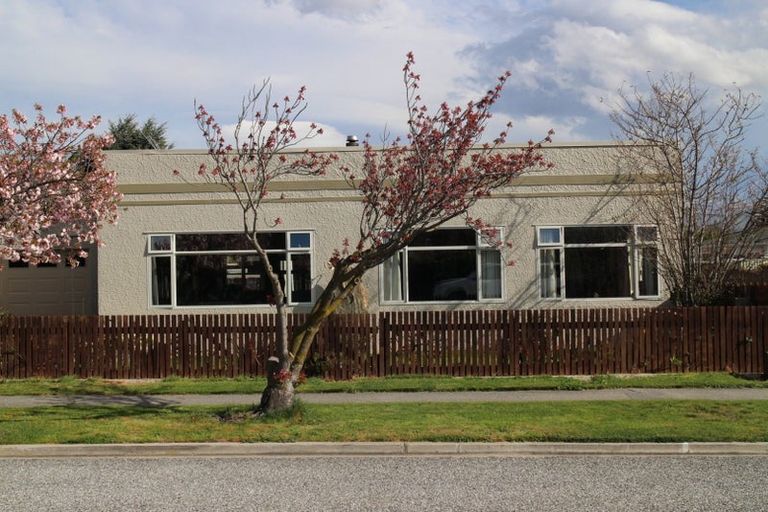 Photo of property in 18 Horace Street, Cromwell, 9310