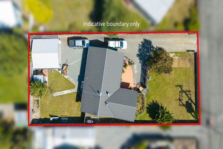 Photo of property in 13 Omahau Crescent, Twizel, 7901