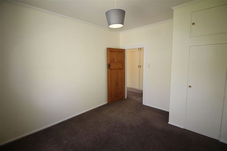 Photo of property in 125 Wellington Street, Picton, 7220