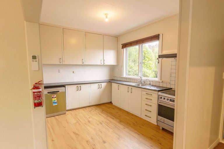 Photo of property in 41 Glenpark Avenue, Mornington, Dunedin, 9011