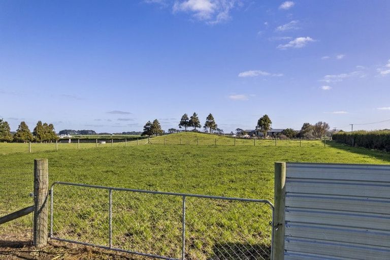 Photo of property in 657 Eltham Road, Mangatoki, Stratford, 4391