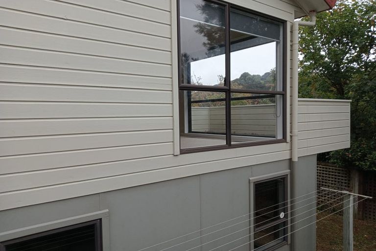 Photo of property in 32b Sailmaker Close, Whitby, Porirua, 5024