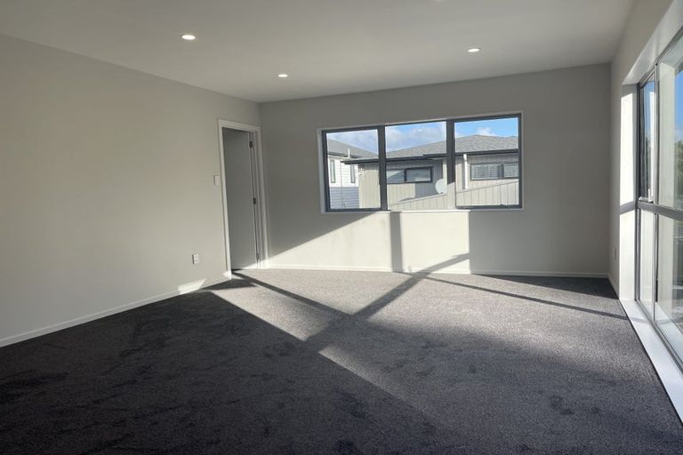 Photo of property in 3 Skanda Crescent, Flat Bush, Auckland, 2019