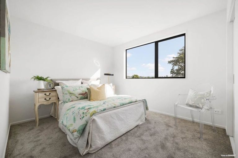 Photo of property in 2/46 Jillian Drive, Ranui, 0612