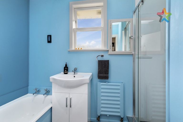 Photo of property in 17 Kingsley Street, Stokes Valley, Lower Hutt, 5019