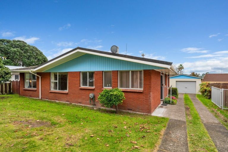 Photo of property in 61 Queen Street, Te Puke, 3119