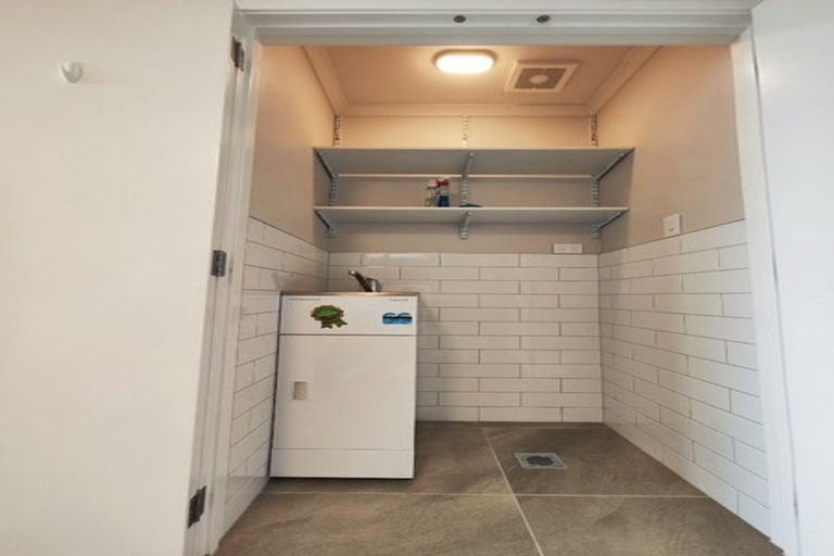 Photo of property in 14 Raranga Lane, Hobsonville, Auckland, 0616